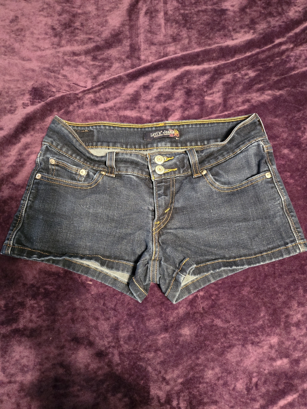 Levi's Indigo Blue Low-Rise Denim Short Shorts